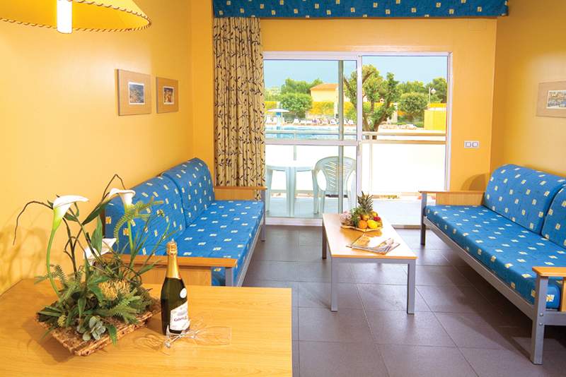 Aparthotel Terralta 3