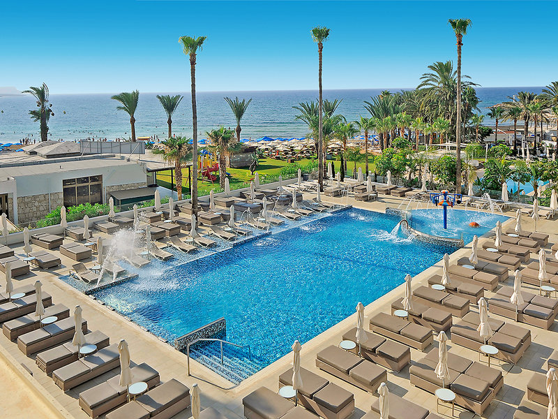 Nelia Beach 1