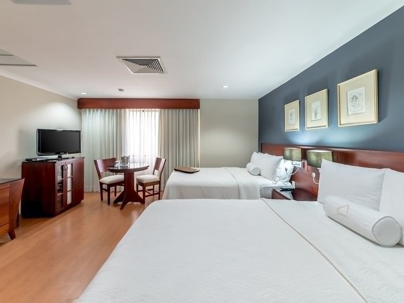 Hodelpa Gran Almirante 42