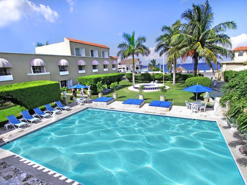 Villa Blanca Garden Beach 9
