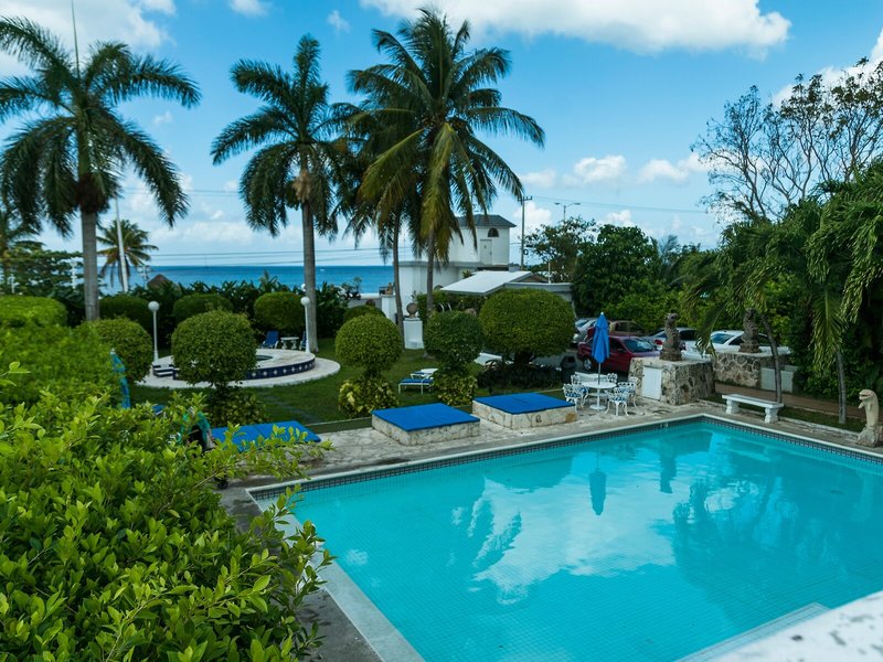 Villa Blanca Garden Beach 13