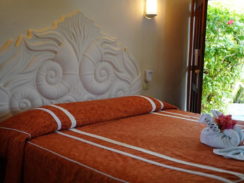 Villa Blanca Garden Beach 42