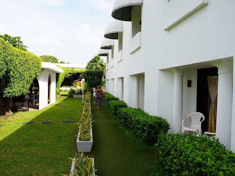 Villa Blanca Garden Beach 1