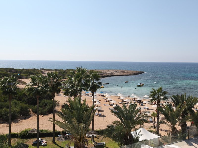 The Dome Beach Hotel & Resort 9