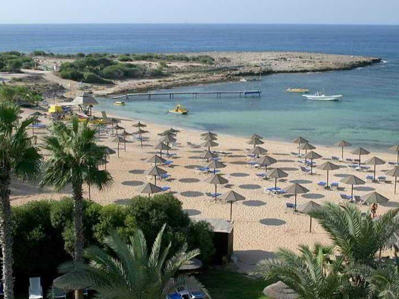 The Dome Beach Hotel & Resort 10