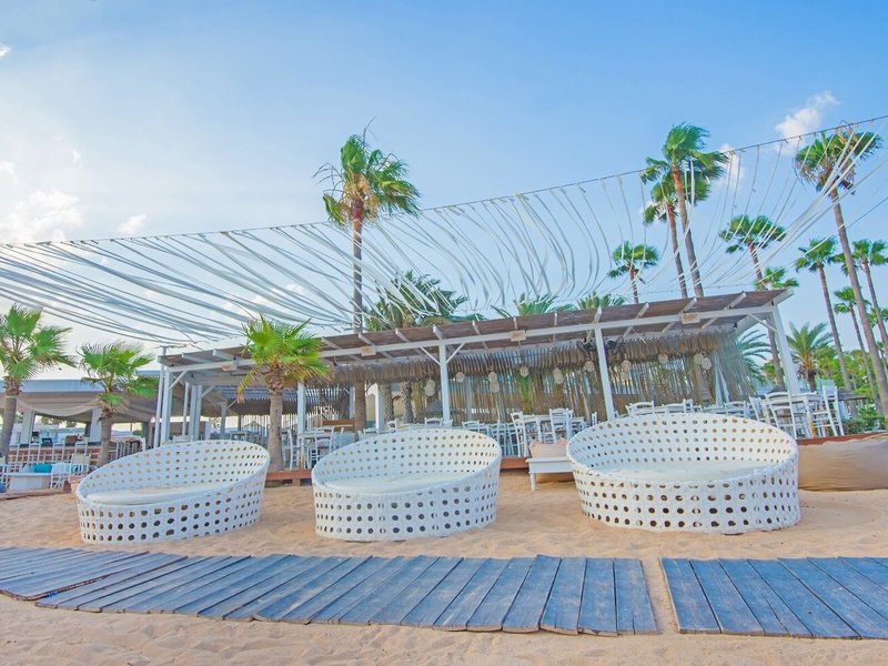 The Dome Beach Hotel & Resort 13
