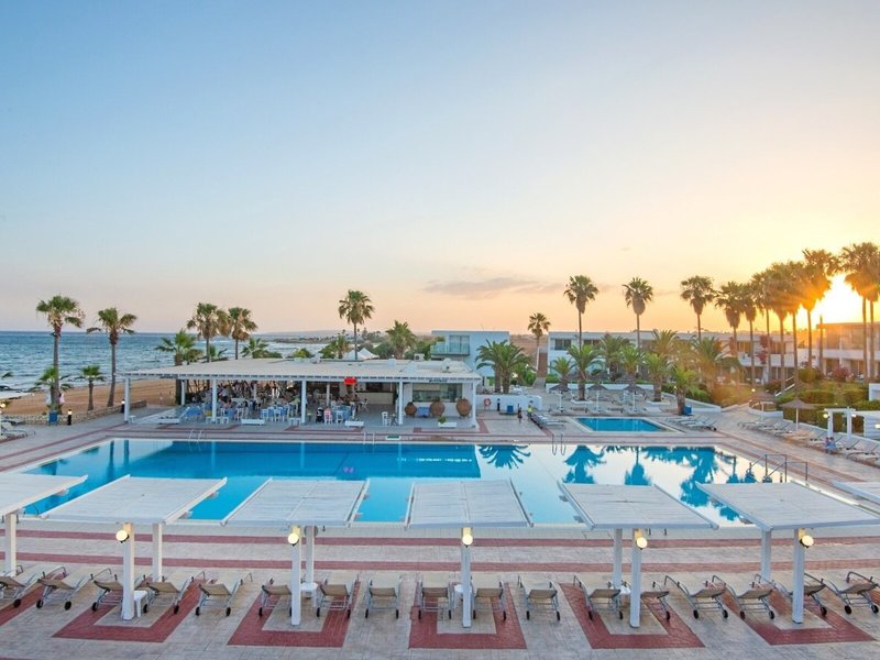 The Dome Beach Hotel & Resort 14