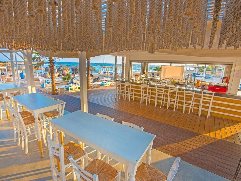 The Dome Beach Hotel & Resort 28