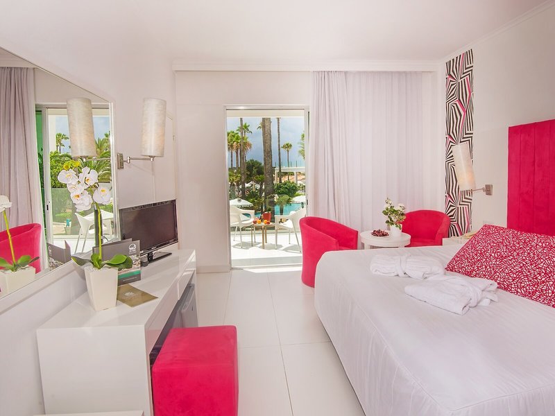 The Dome Beach Hotel & Resort 40
