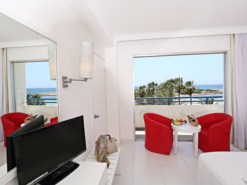 The Dome Beach Hotel & Resort 43