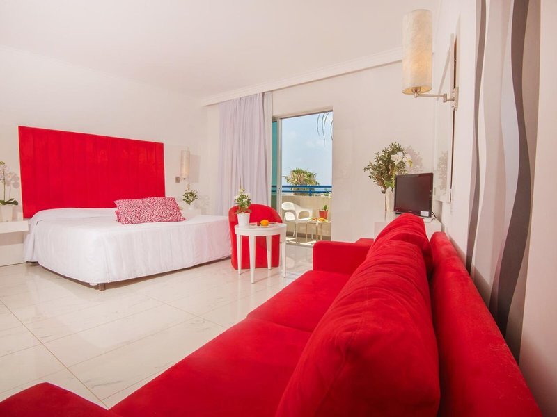 The Dome Beach Hotel & Resort 44