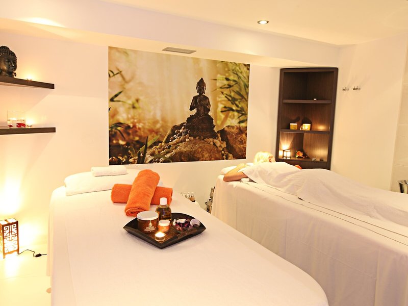 The Dome Beach Hotel & Resort 49