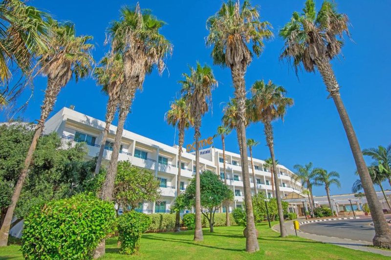The Dome Beach Hotel & Resort 2