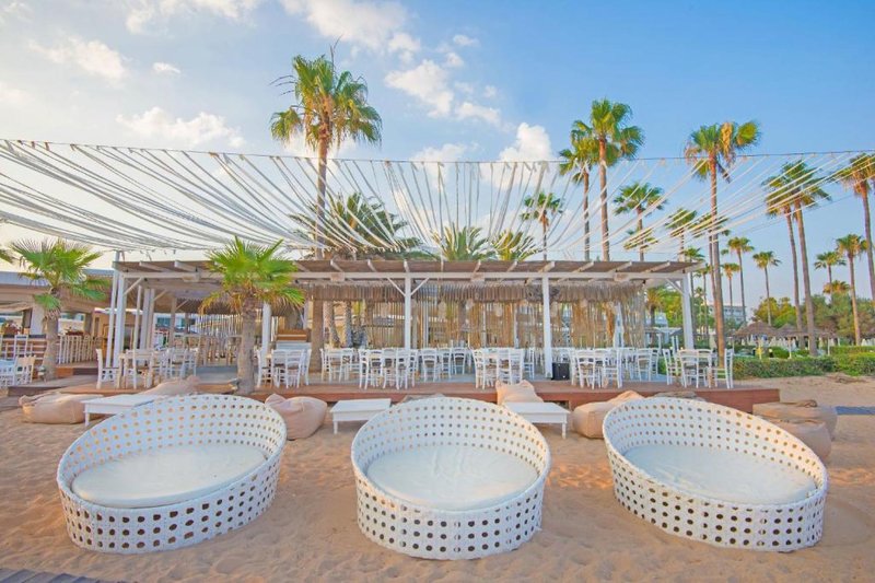 The Dome Beach Hotel & Resort 3