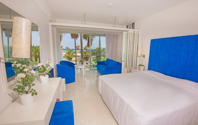 The Dome Beach Hotel & Resort 12