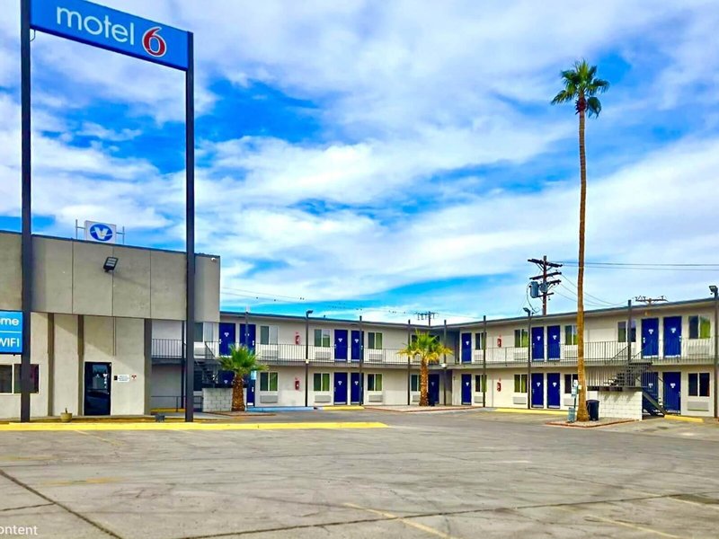 Motel 6 Blythe - South 3