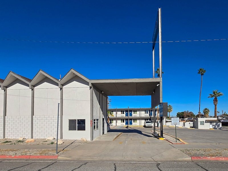 Motel 6 Blythe - South 4