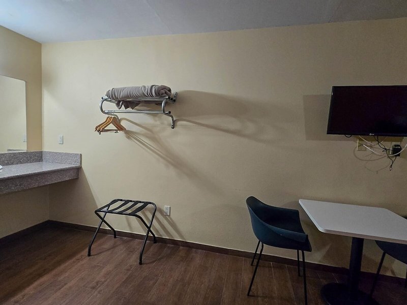 Motel 6 Blythe - South 29