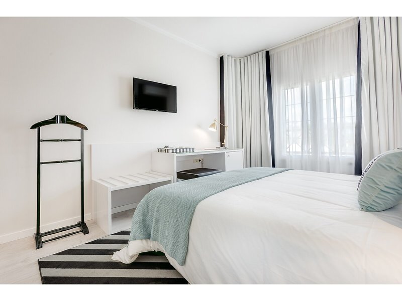 Cristal Marinha 24 - Room Example