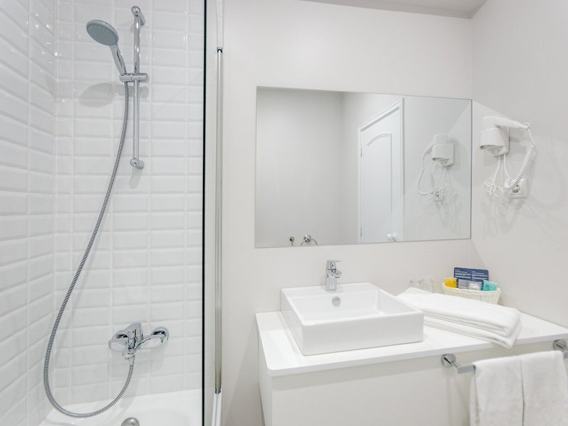 Cristal Marinha 47 - Bathroom Example