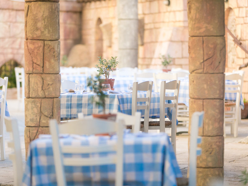 The Golden Bay Beach Hotel 21 - Restaurant