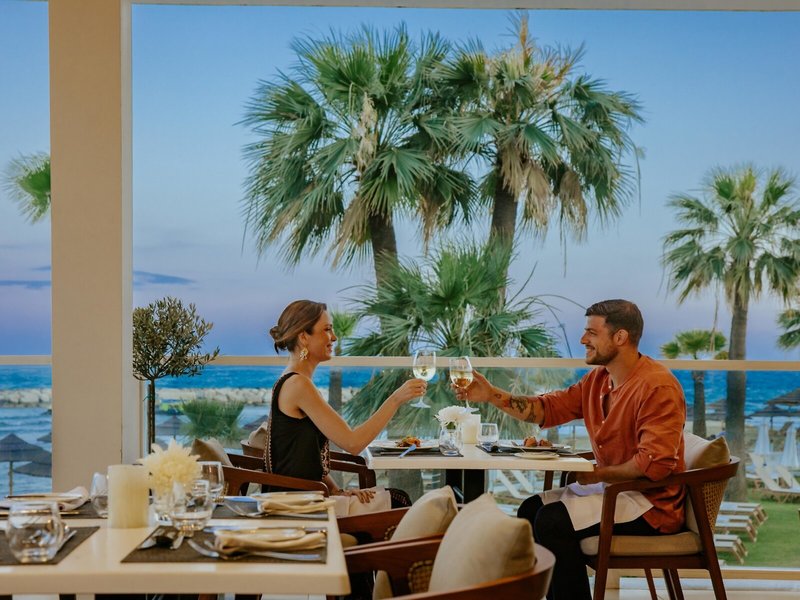 The Golden Bay Beach Hotel 29 - Restaurant