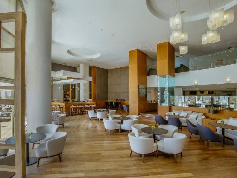 The Golden Bay Beach Hotel 35 - Restaurant