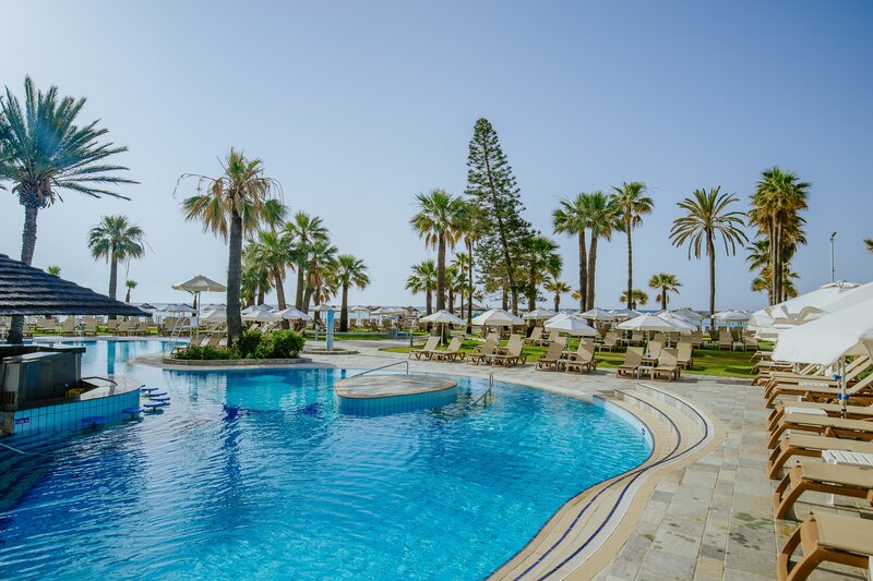 The Golden Bay Beach Hotel 4