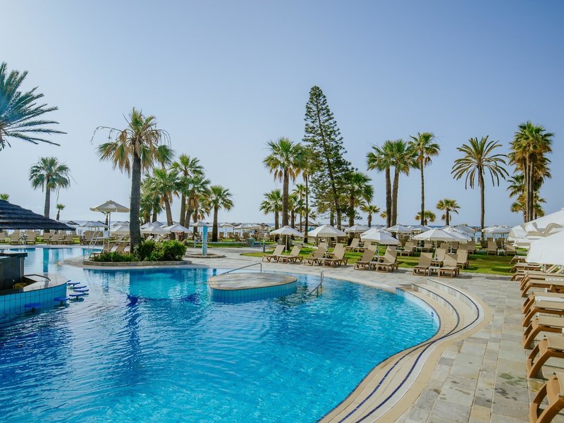 The Golden Bay Beach Hotel 6