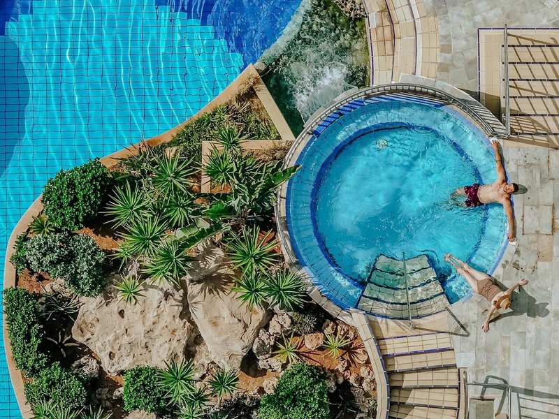 The Golden Bay Beach Hotel 8