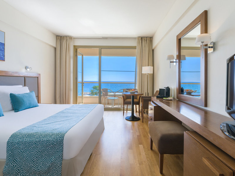 The Golden Bay Beach Hotel 46