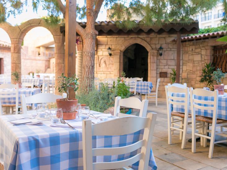 The Golden Bay Beach Hotel 15