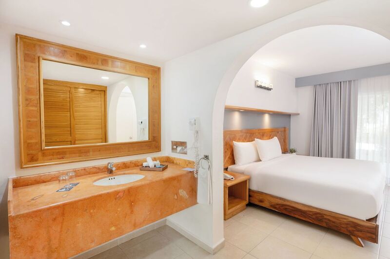 Beachscape Kin Ha Villas & Suites 10