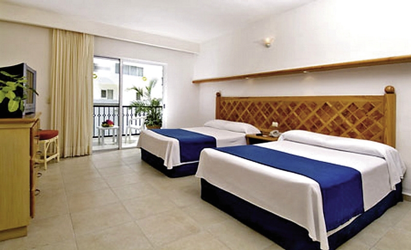 Beach Scape Kin Ha Villas & Suites 15