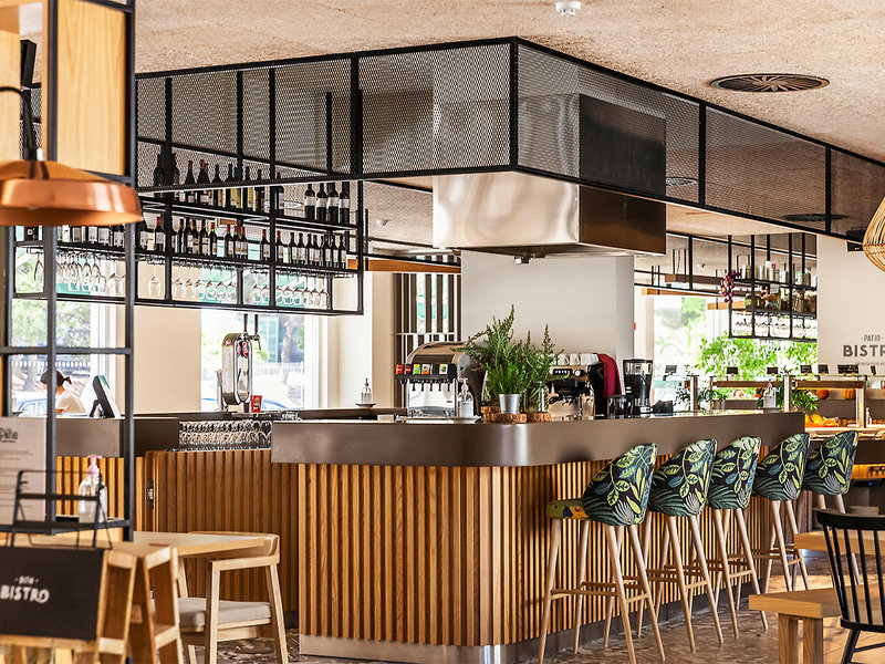 The Patio Suite Hotel 10