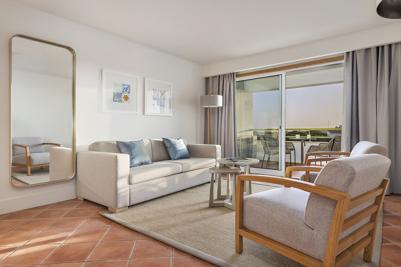 The Patio Suite Hotel 14