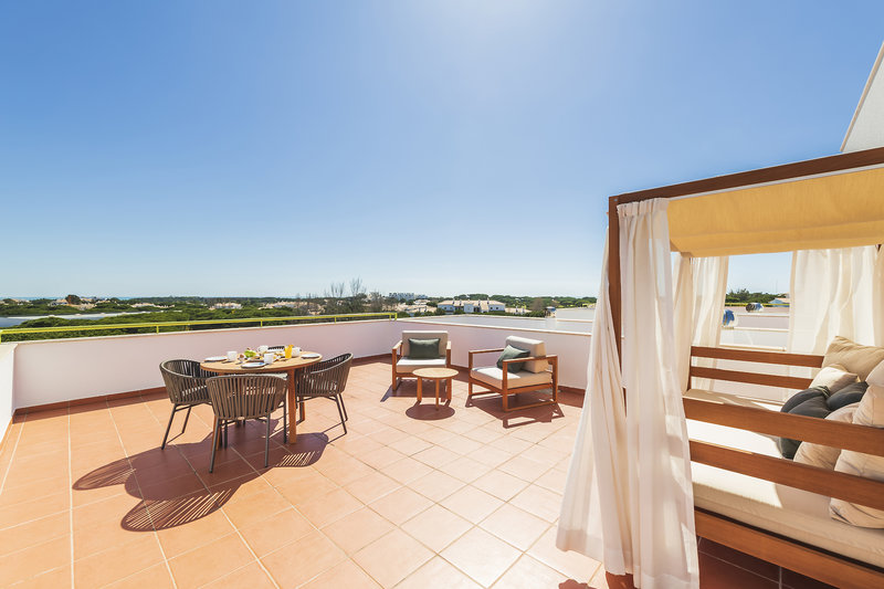 The Patio Suite Hotel 18