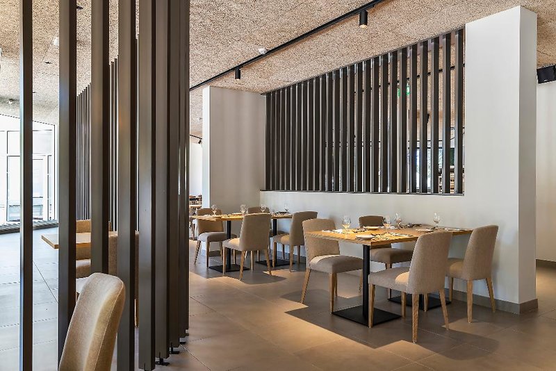 The Patio Suite Hotel 5