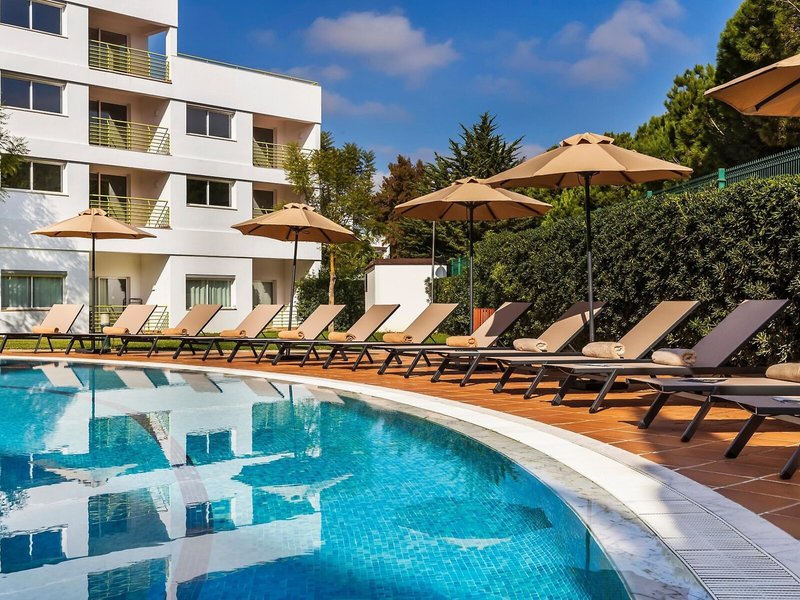 The Patio Suite Hotel 7