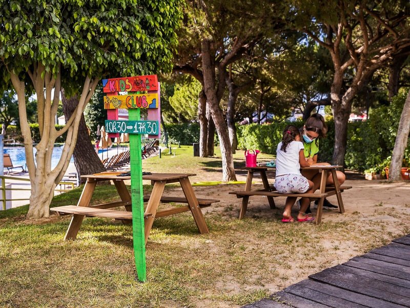 The Patio Suite Hotel 21