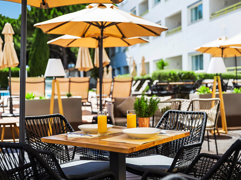 The Patio Suite Hotel 9