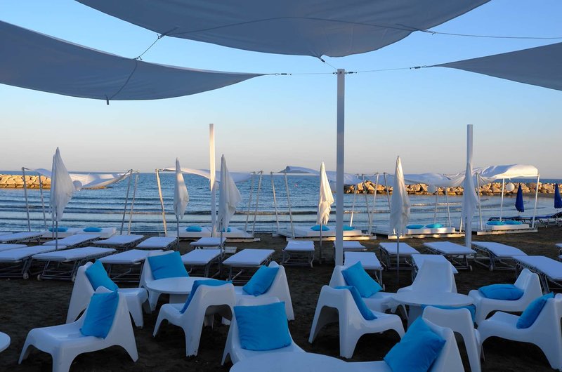 SENTIDO Sandy Beach 15