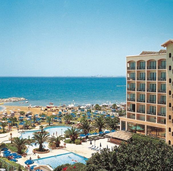 Sandy Beach Hotel & Spa 2