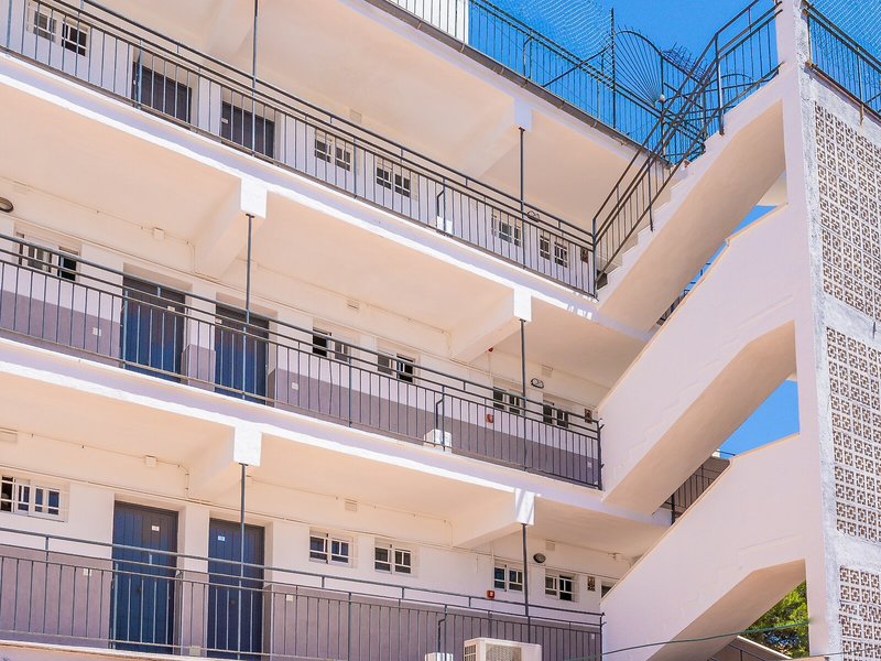 New Kensington Apartments Econotels 1