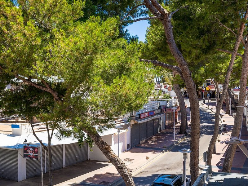 New Kensington Apartments Econotels 8