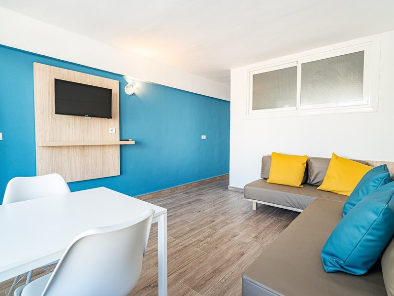 New Kensington Apartments Econotels 23