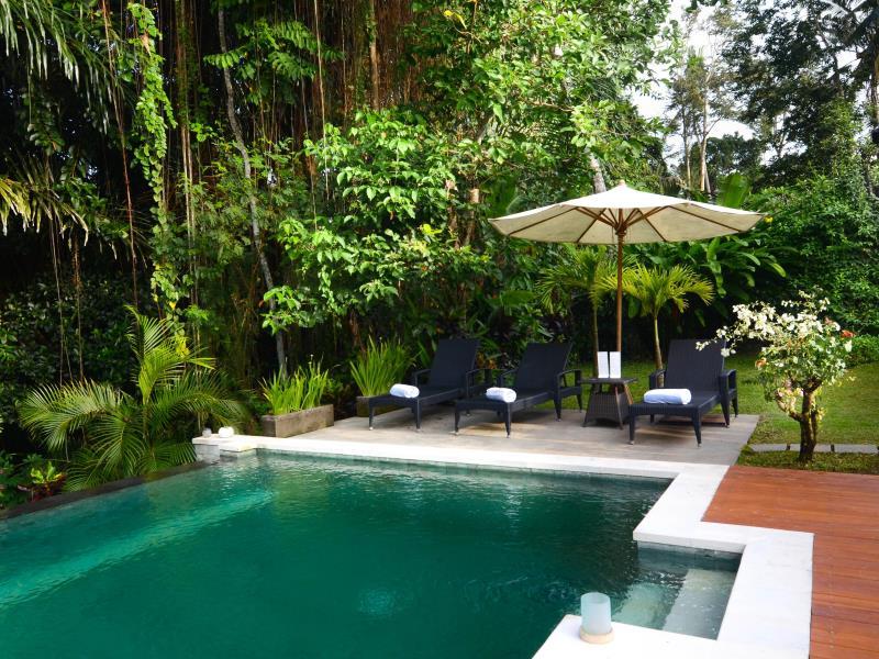 The White Villas 1