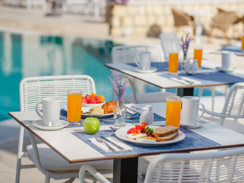 St. Elias Resort 11 - Restaurant