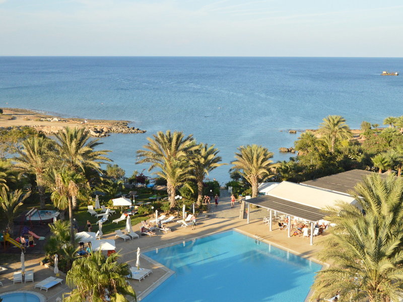 Crystal Springs Beach Hotel 7