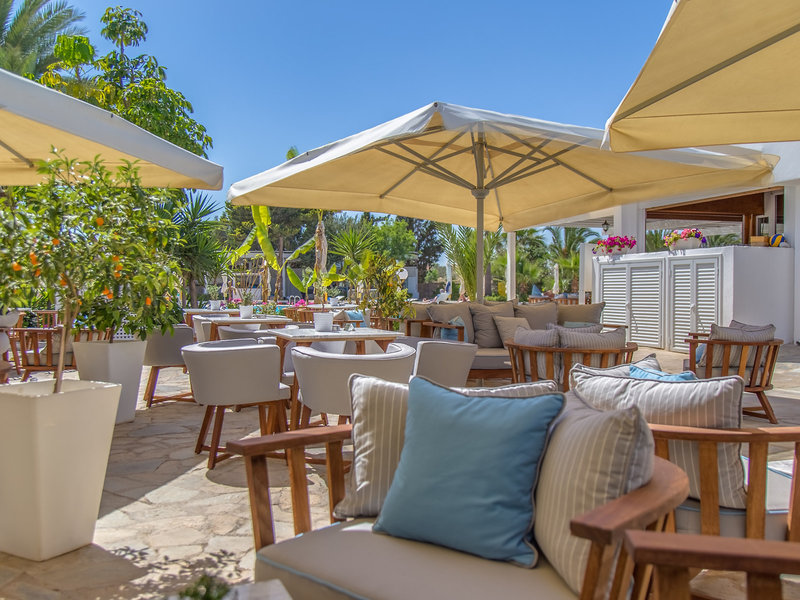 Crystal Springs Beach Hotel 11
